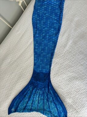 Cobalt Blue Mermaid Tail Costume for Kids - Stylish Swim Accessory